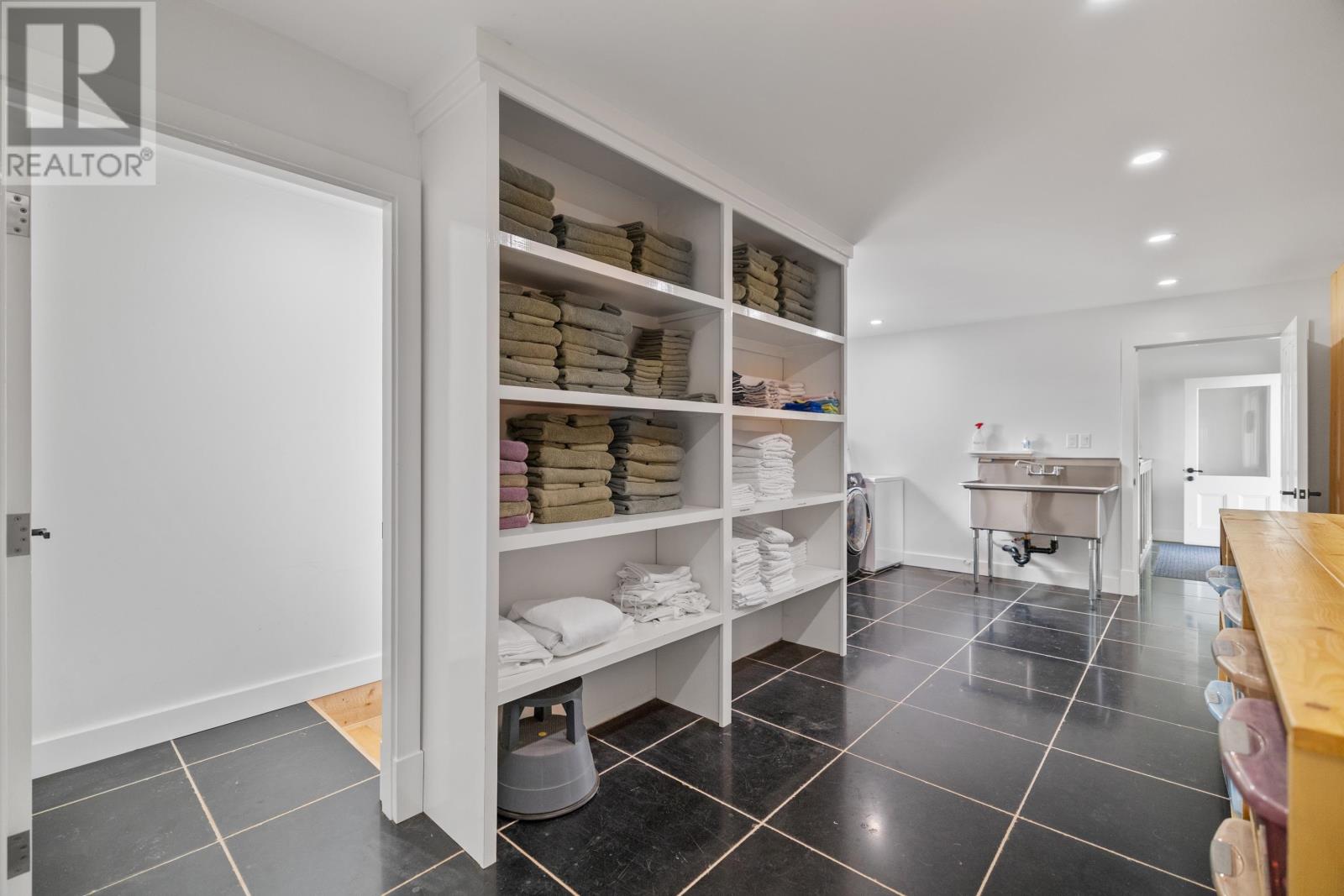 31 / 33 Nelson Street, Victoria By The Sea, Victoria, Prince Edward Island  C0A 1J0 - Photo 41 - 202607230