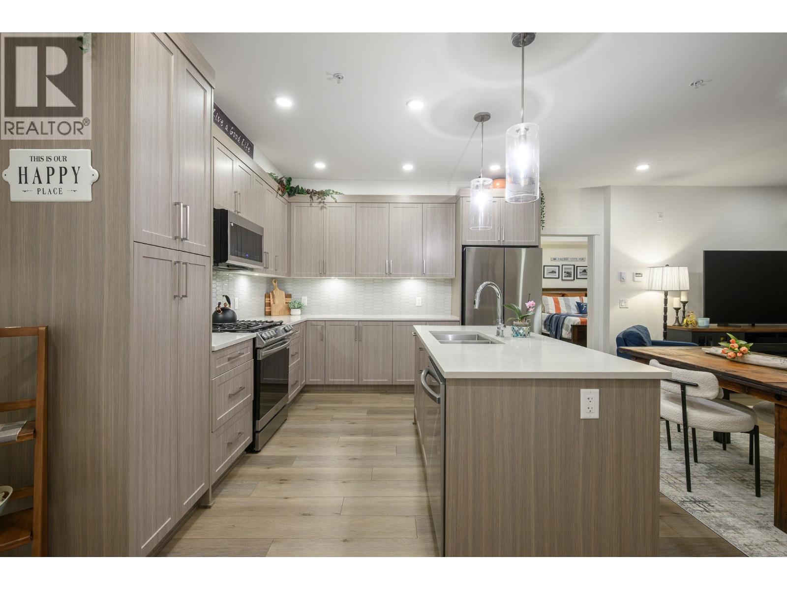 316 22633 Selkirk Avenue, Maple Ridge, British Columbia  V2X 1C7 - Photo 9 - R3110298