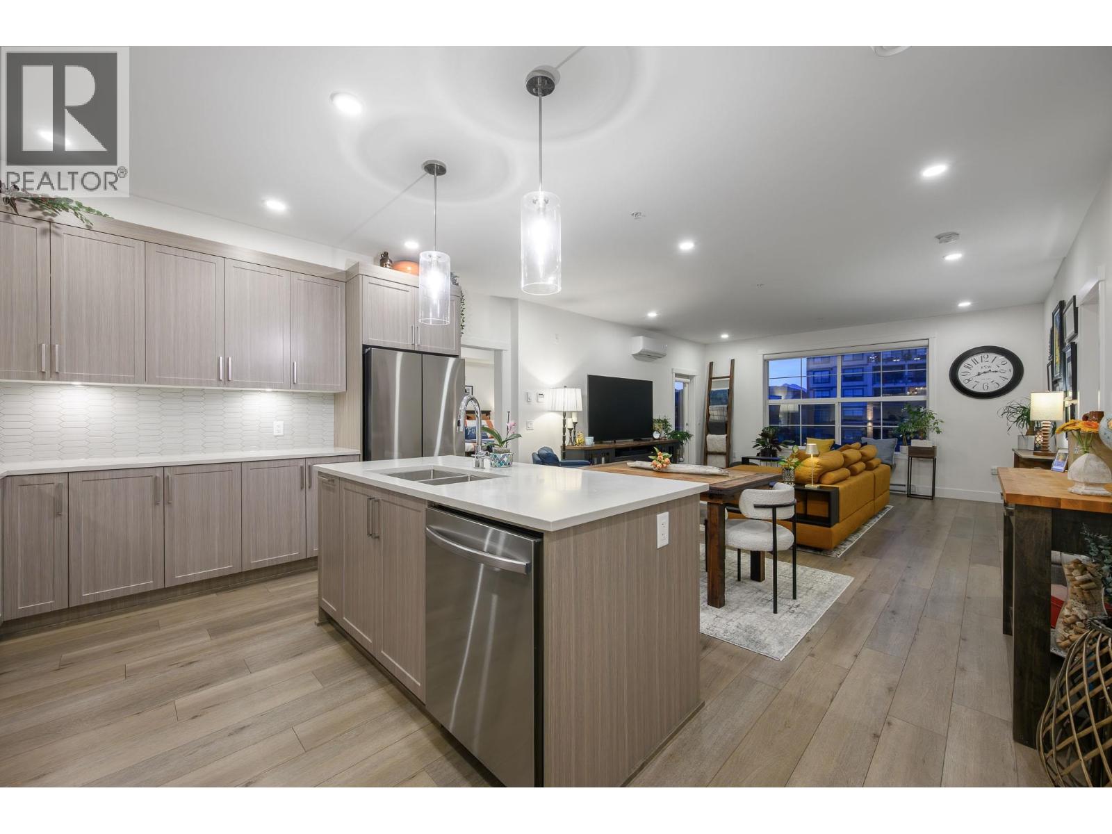 316 22633 Selkirk Avenue, Maple Ridge, British Columbia  V2X 1C7 - Photo 8 - R3110298