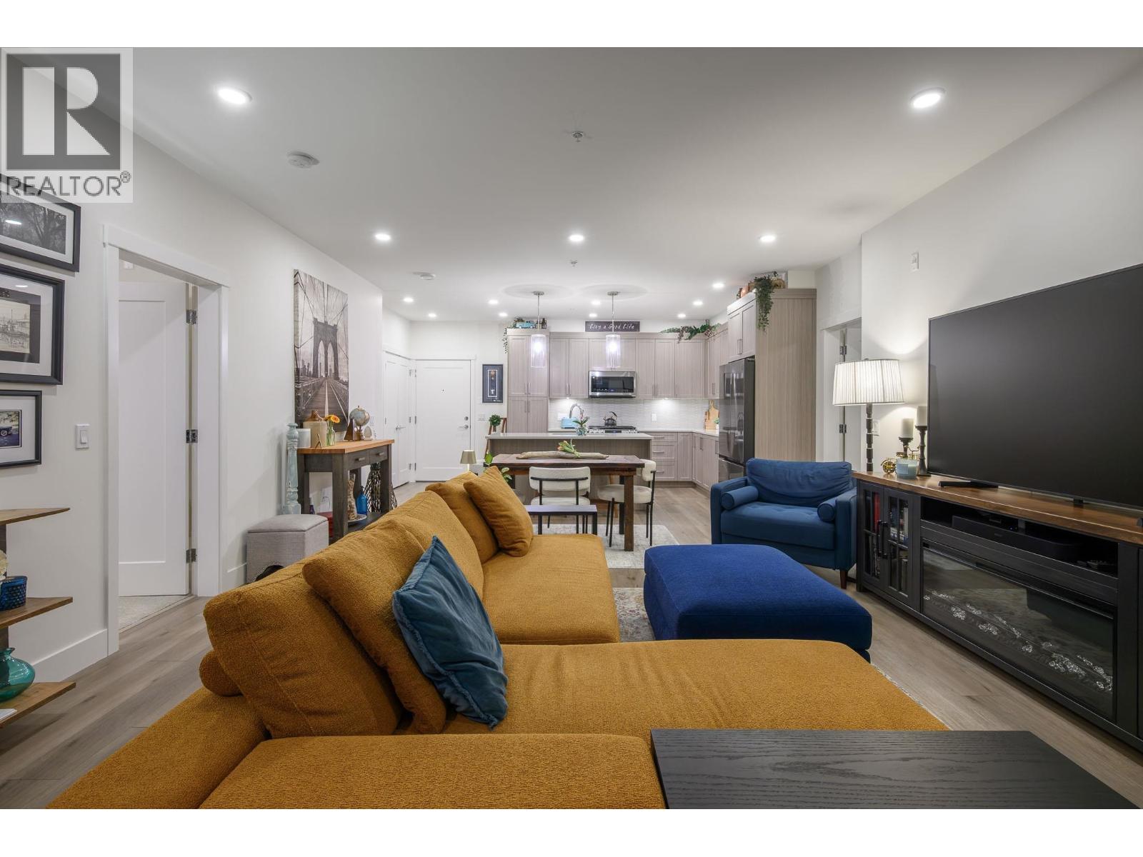 316 22633 Selkirk Avenue, Maple Ridge, British Columbia  V2X 1C7 - Photo 16 - R3110298