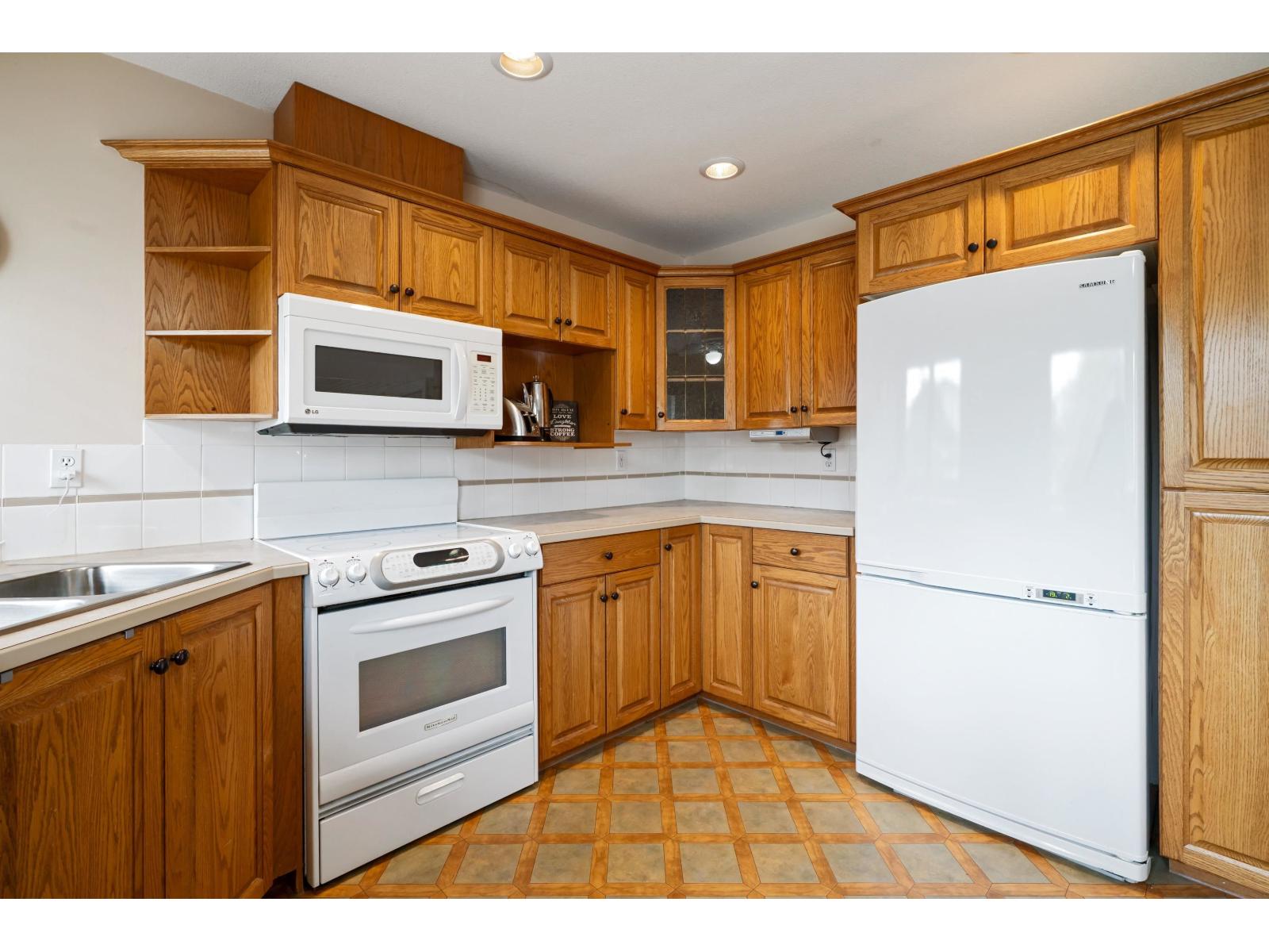 16109 80a Avenue, Surrey, British Columbia  V4N 0J8 - Photo 13 - R3110416