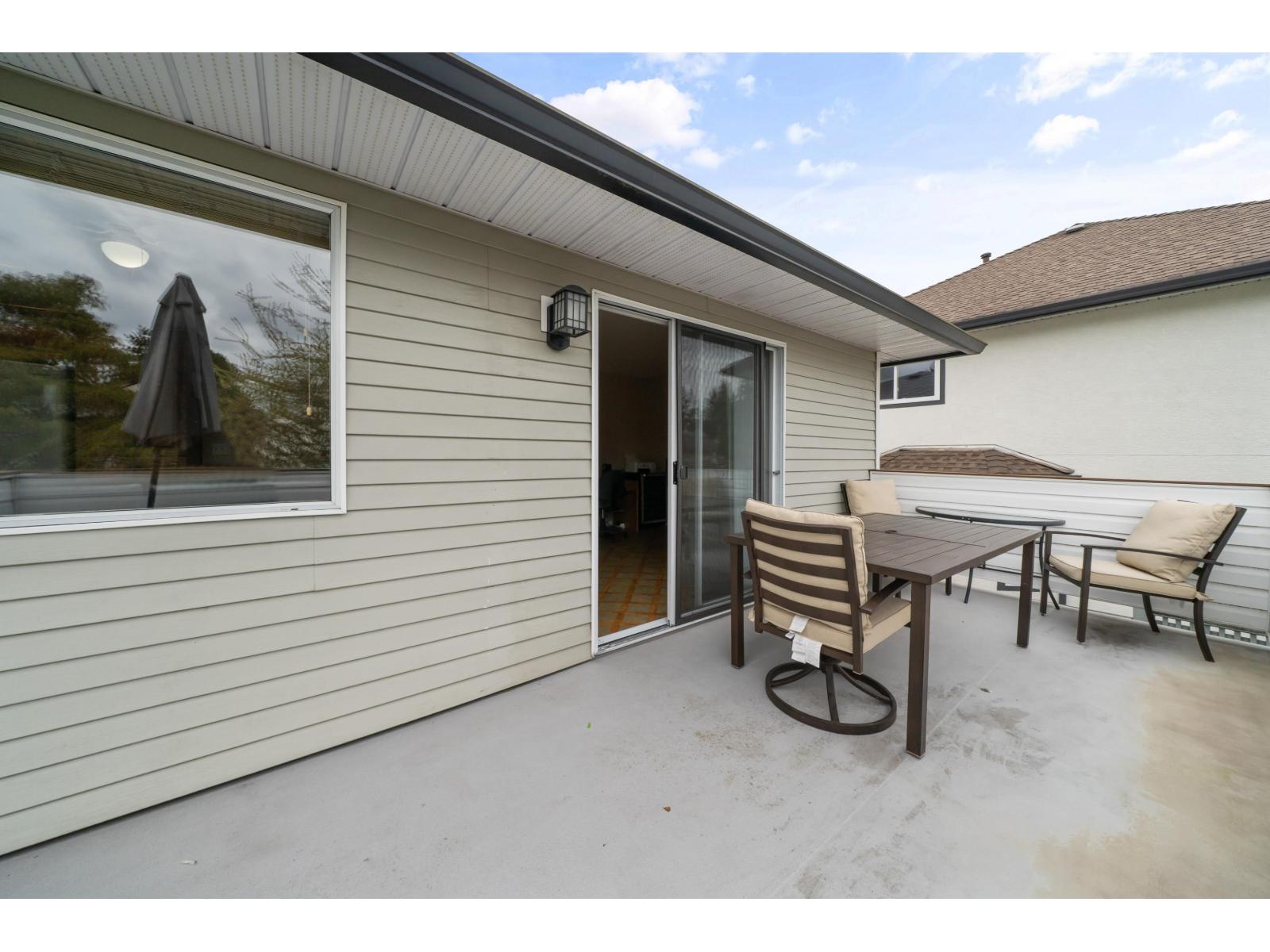 16109 80a Avenue, Surrey, British Columbia  V4N 0J8 - Photo 15 - R3110416