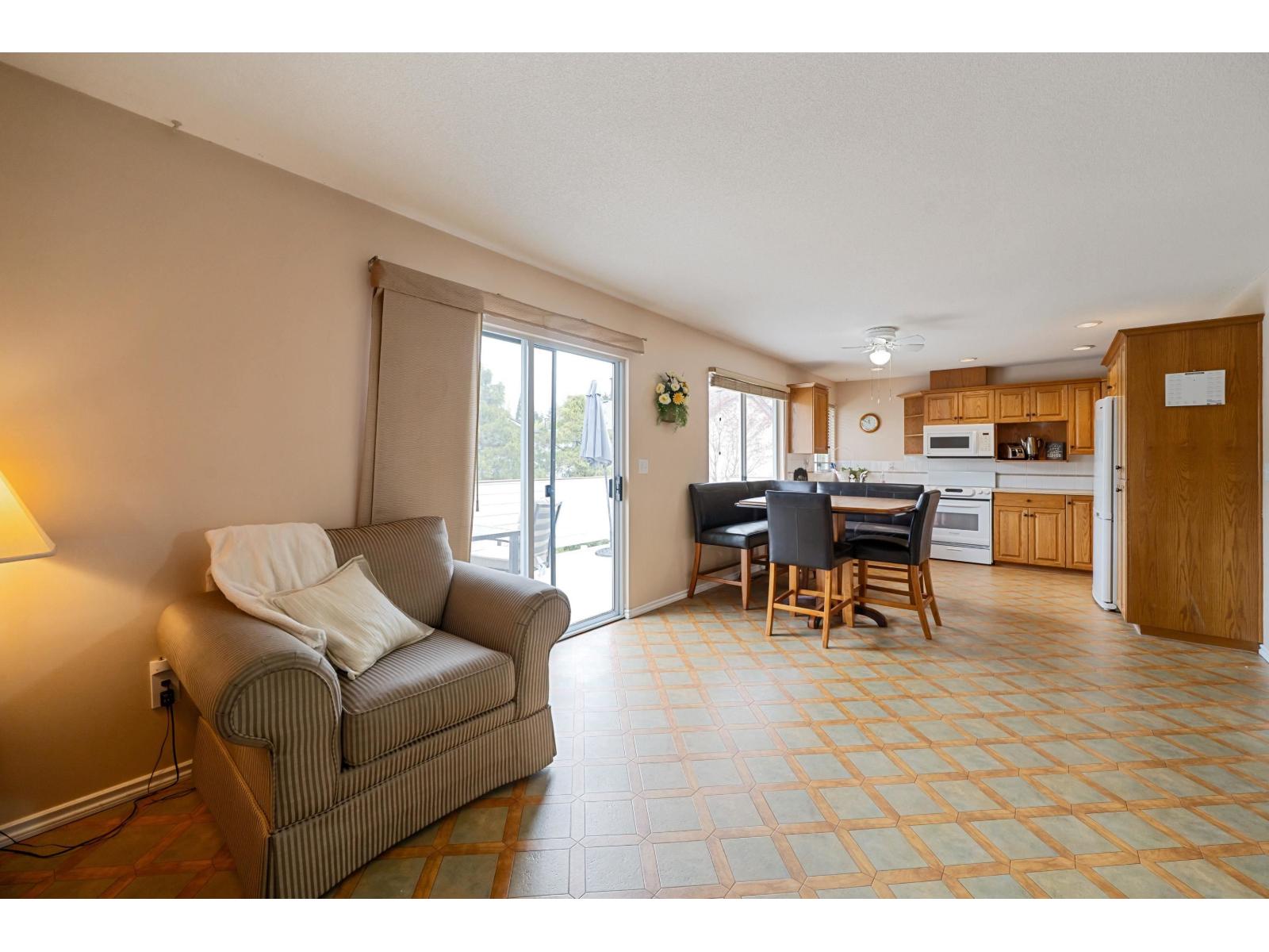 16109 80a Avenue, Surrey, British Columbia  V4N 0J8 - Photo 11 - R3110416