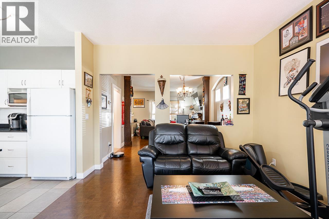 132 Star Crescent, New Westminster, British Columbia  V3M 6X5 - Photo 13 - R3088108