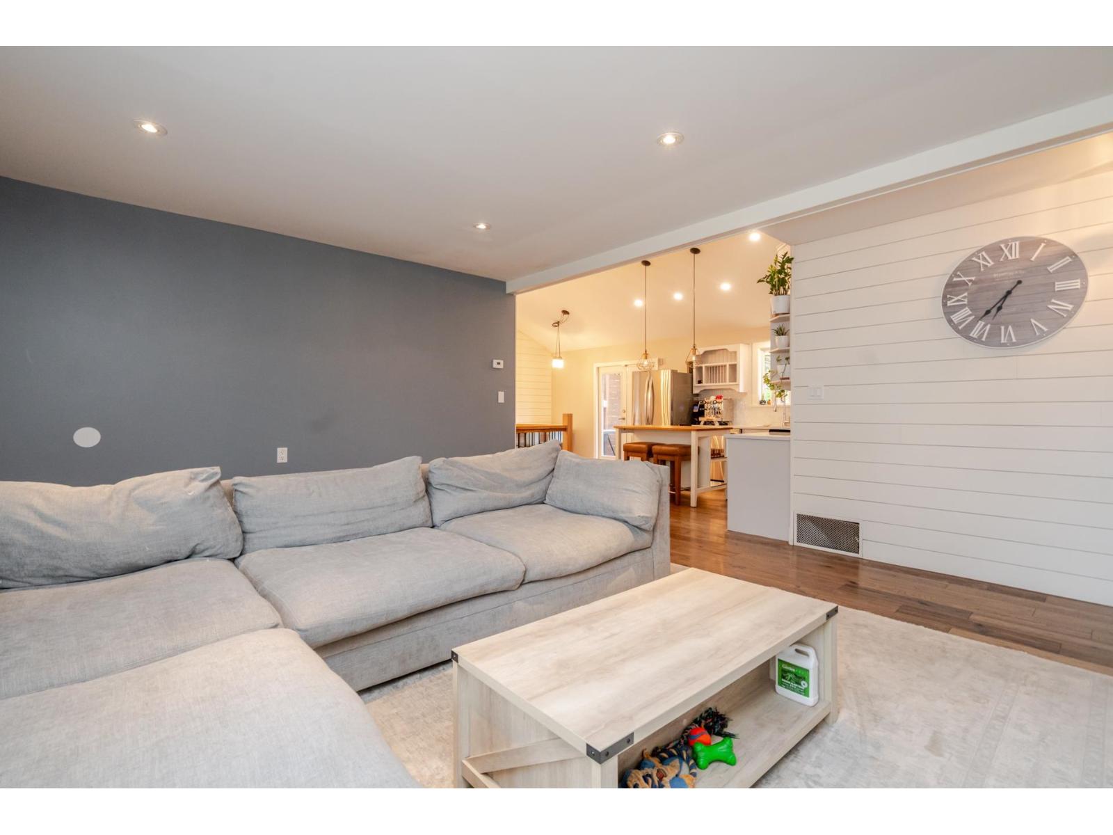 33986 Walnut Avenue, Abbotsford, British Columbia  V2S 2S5 - Photo 8 - R3110367