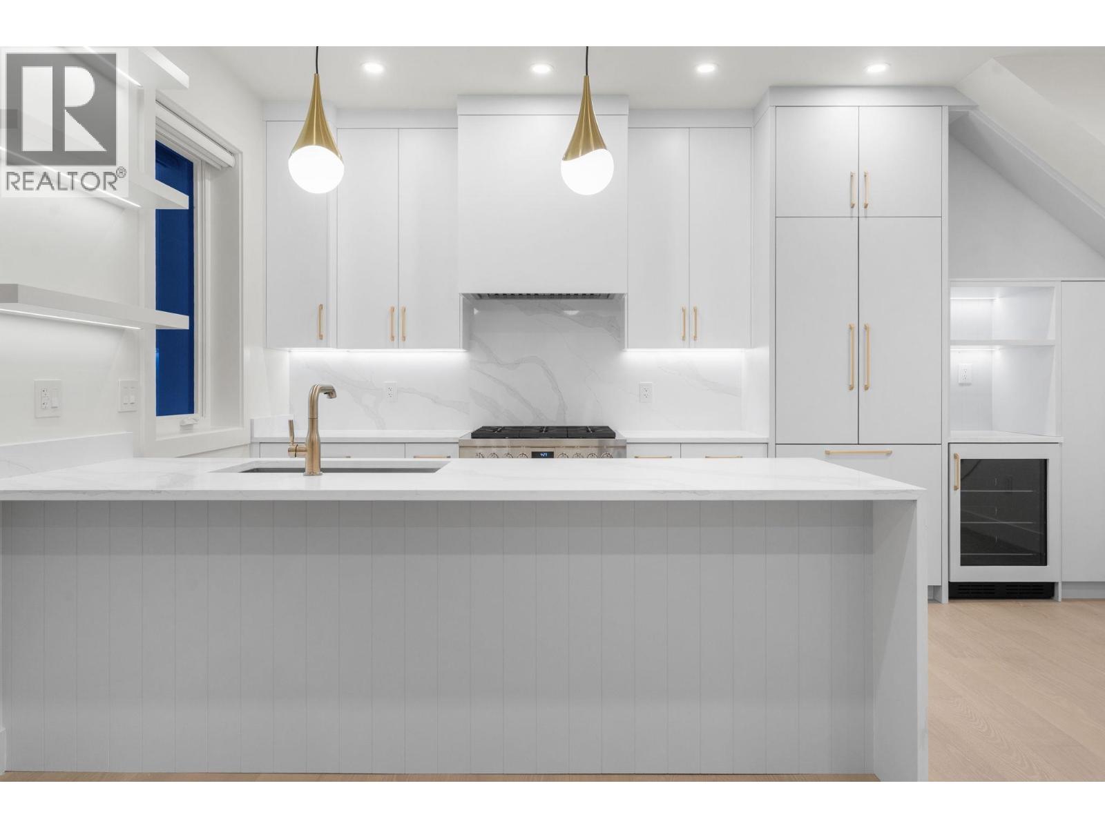 2 1582 E 2nd Avenue, Vancouver, British Columbia  V5N 1C7 - Photo 11 - R3109582