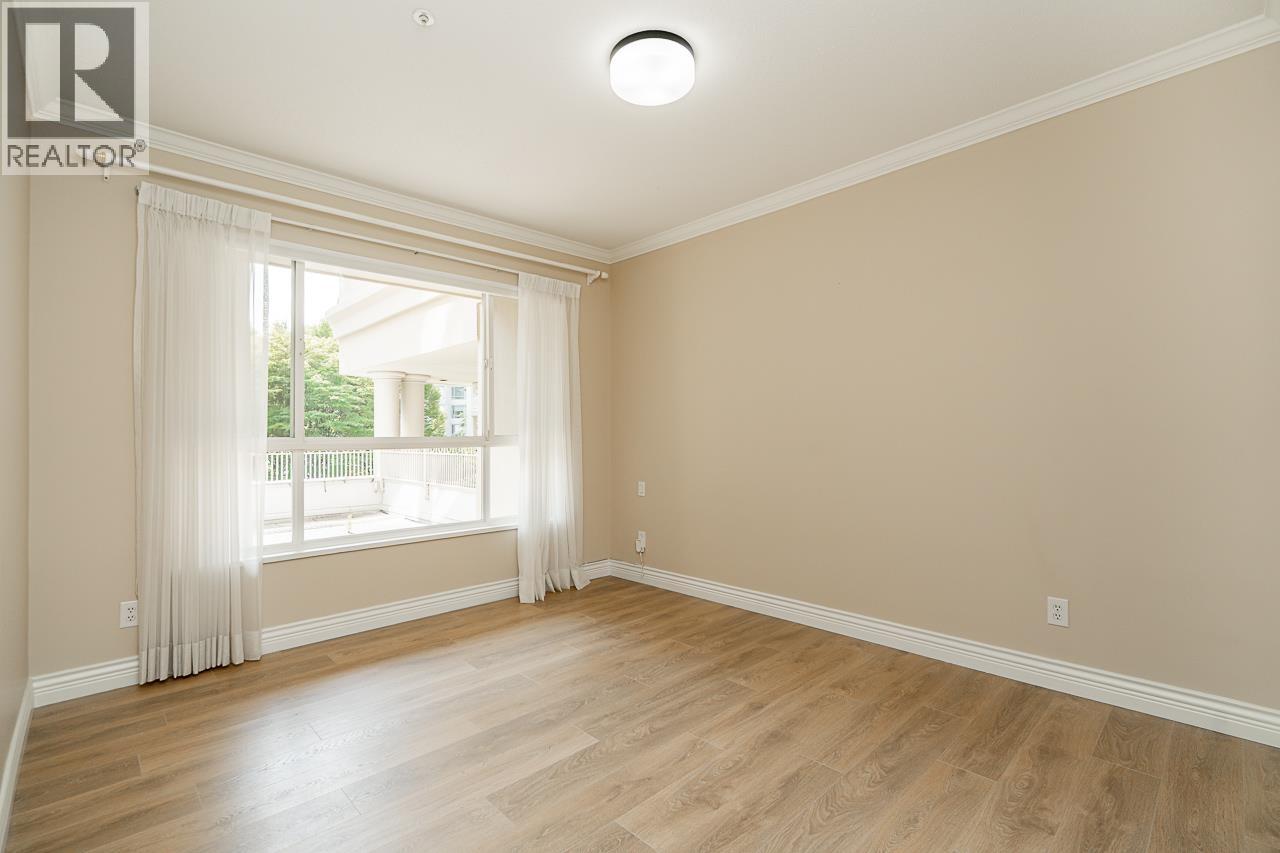 218 3098 Guildford Way, Coquitlam, British Columbia  V3B 7W8 - Photo 11 - R3045194