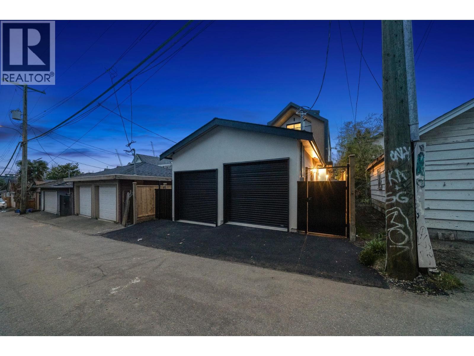 2 1582 E 2nd Avenue, Vancouver, British Columbia  V5N 1C7 - Photo 39 - R3109582