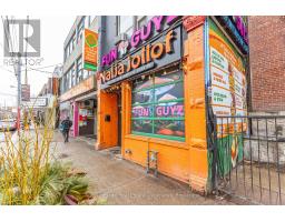 592 QUEEN STREET W, Toronto, Ontario