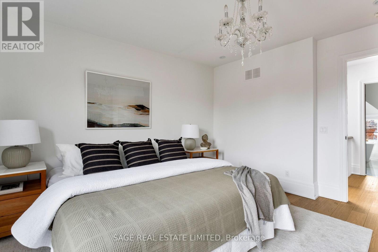 221 Crawford Street, Toronto, Ontario  M6J 2V5 - Photo 36 - C12991972