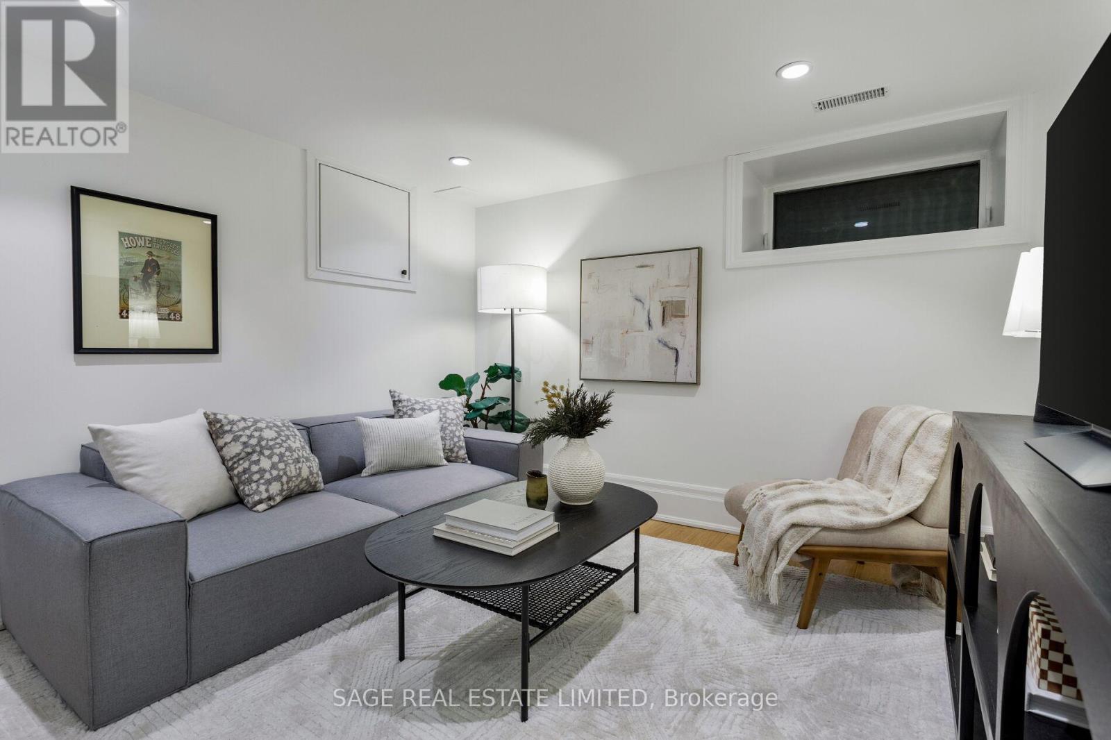 221 Crawford Street, Toronto, Ontario  M6J 2V5 - Photo 47 - C12991972