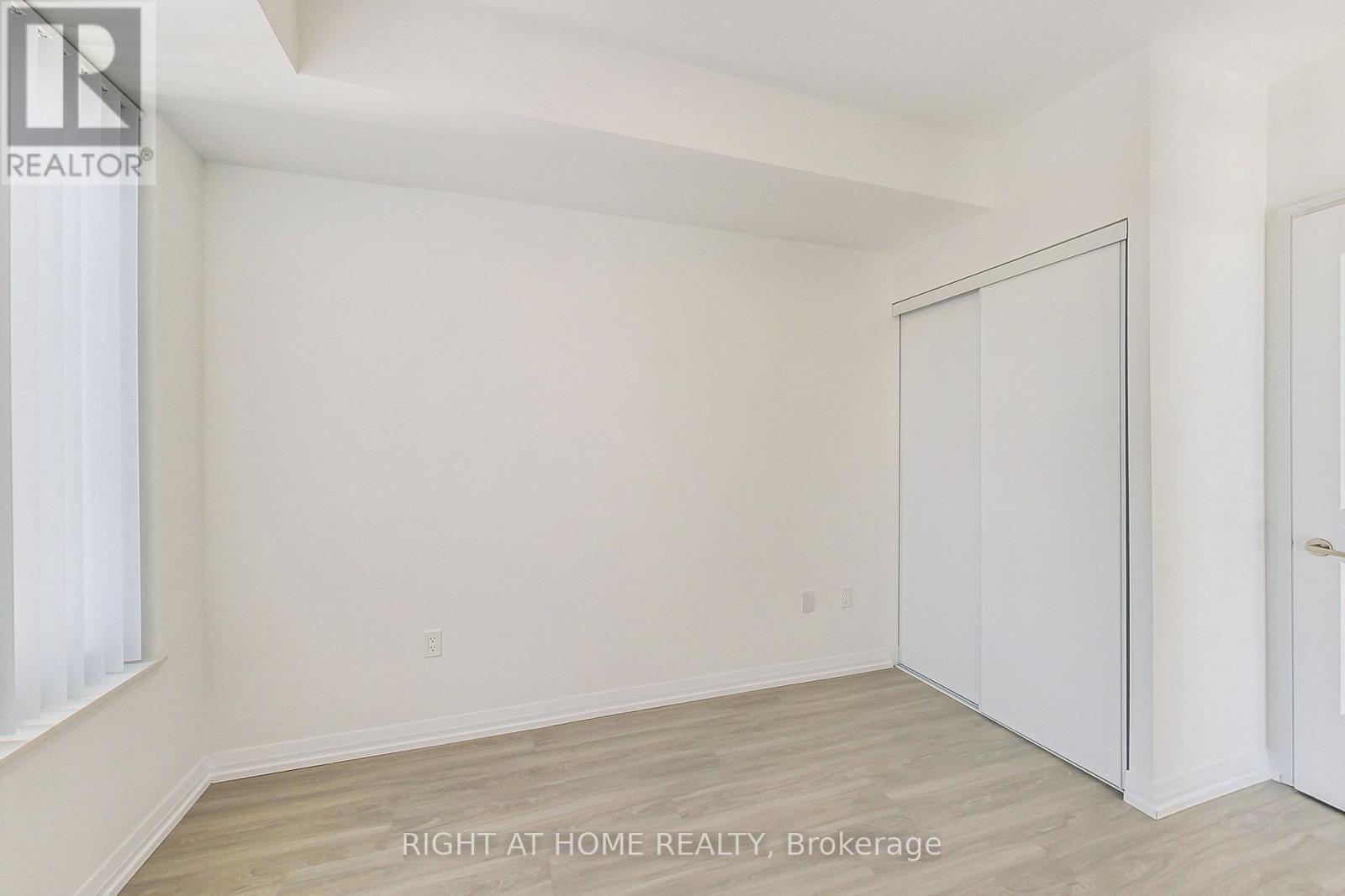 2113 - 50 Dunfield Avenue, Toronto, Ontario  M4S 0E4 - Photo 17 - C12991982