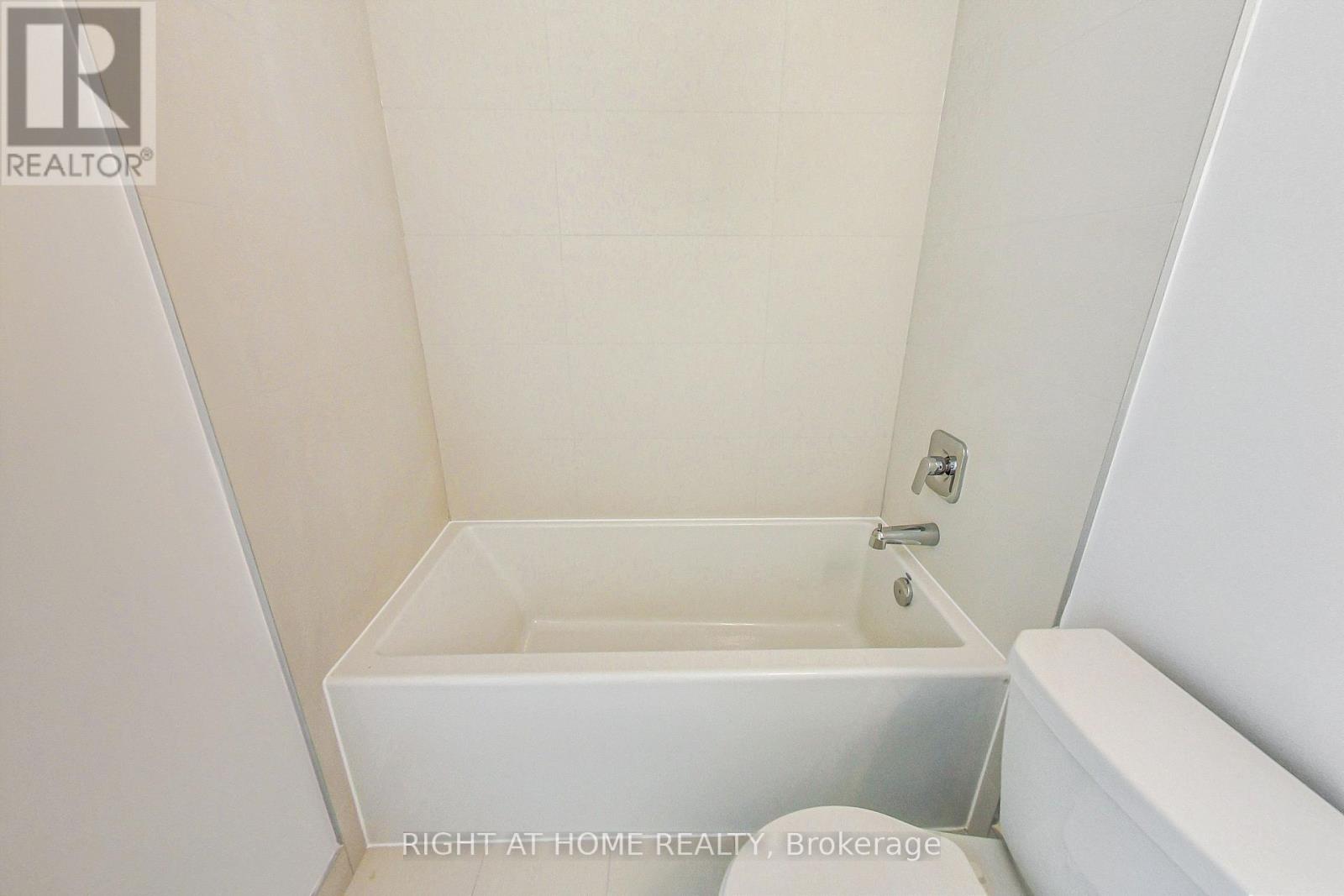 2113 - 50 Dunfield Avenue, Toronto, Ontario  M4S 0E4 - Photo 21 - C12991982