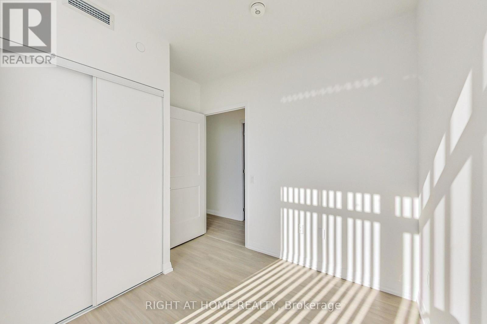 2113 - 50 Dunfield Avenue, Toronto, Ontario  M4S 0E4 - Photo 24 - C12991982