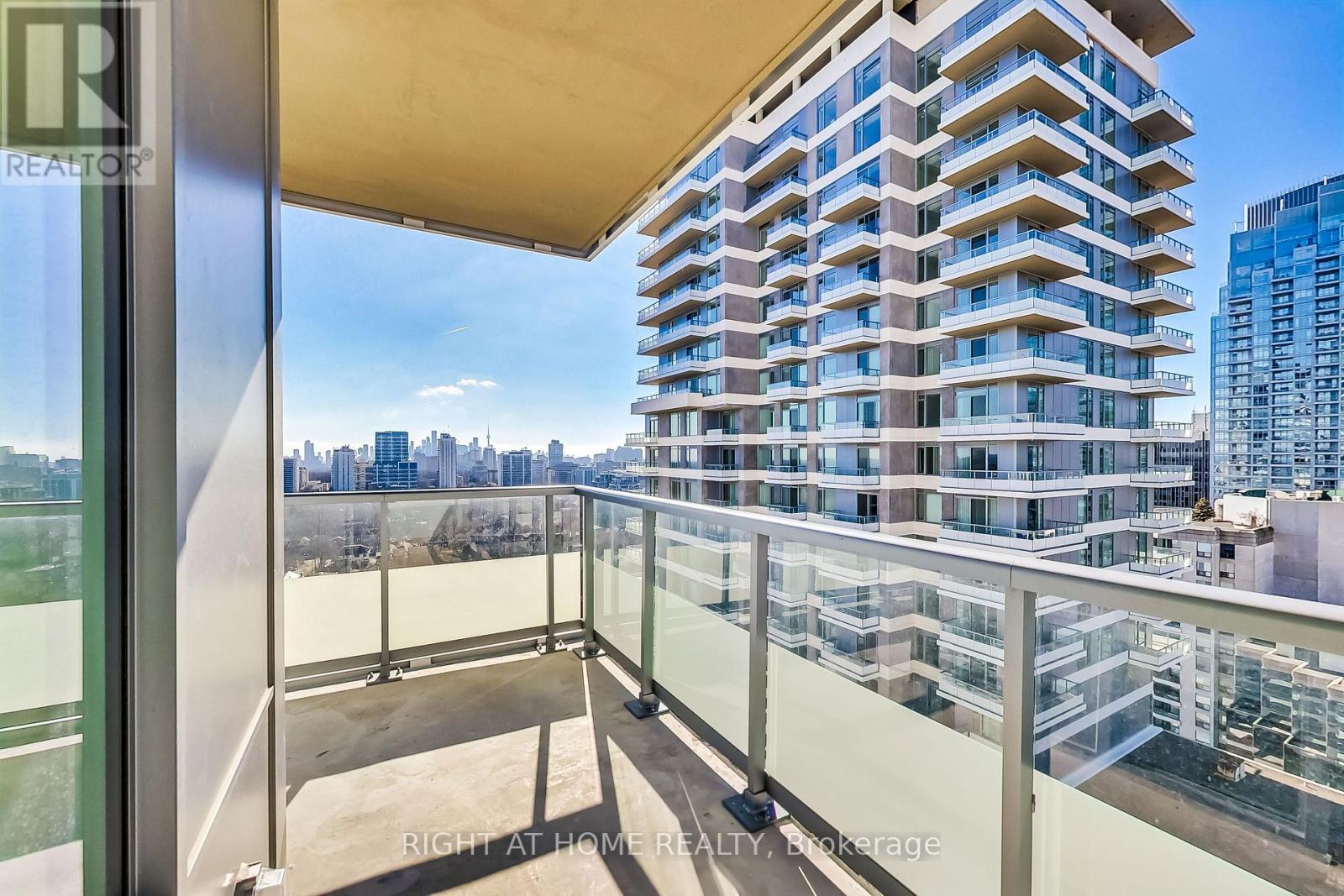 2113 - 50 Dunfield Avenue, Toronto, Ontario  M4S 0E4 - Photo 27 - C12991982