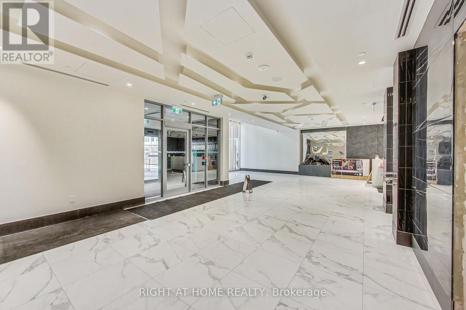 2113 - 50 Dunfield Avenue, Toronto, Ontario  M4S 0E4 - Photo 5 - C12991982