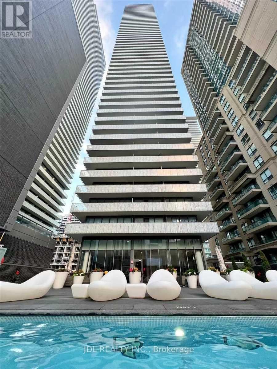 2002 - 42 Charles Street E, Toronto, Ontario  M4Y 1N3 - Photo 12 - C12992028