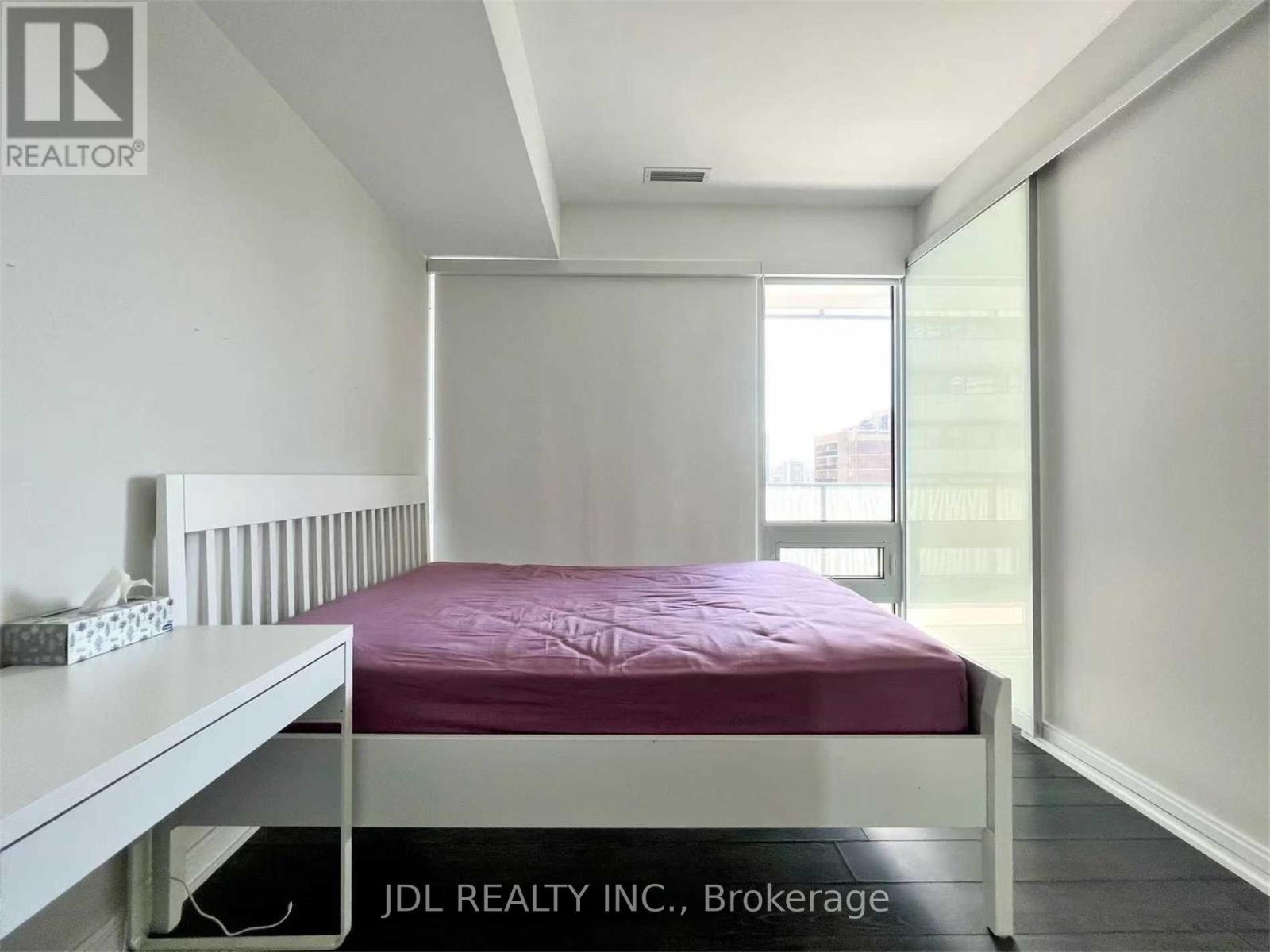 2002 - 42 Charles Street E, Toronto, Ontario  M4Y 1N3 - Photo 5 - C12992028