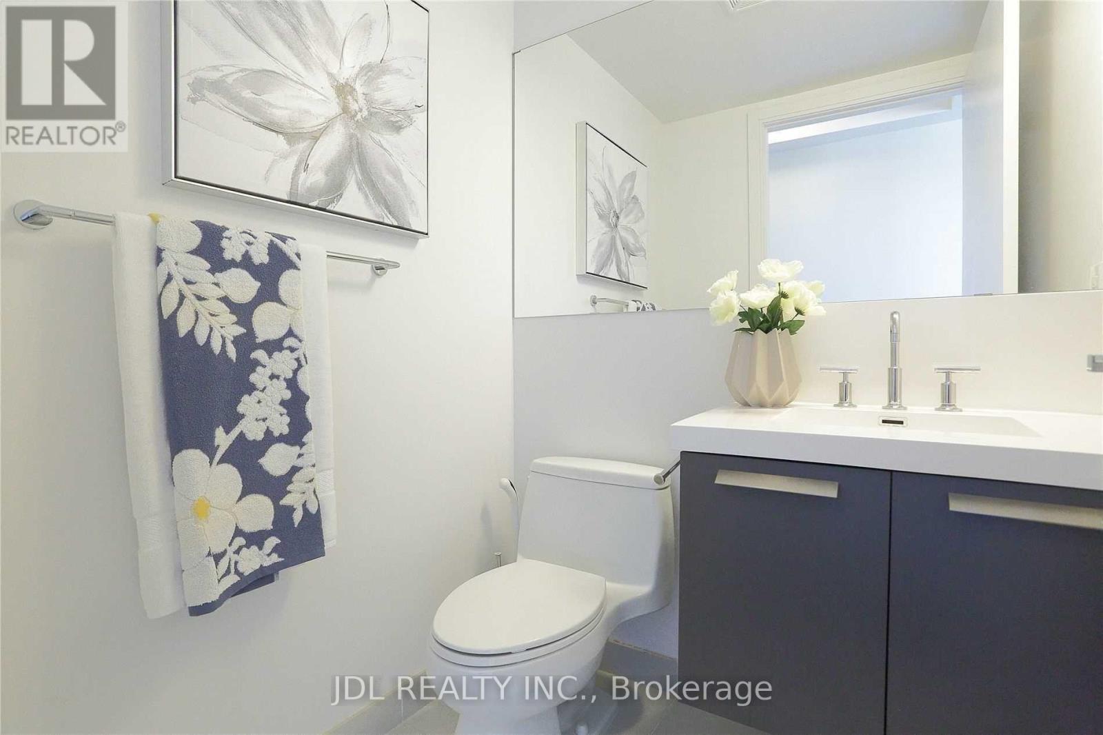 2002 - 42 Charles Street E, Toronto, Ontario  M4Y 1N3 - Photo 8 - C12992028