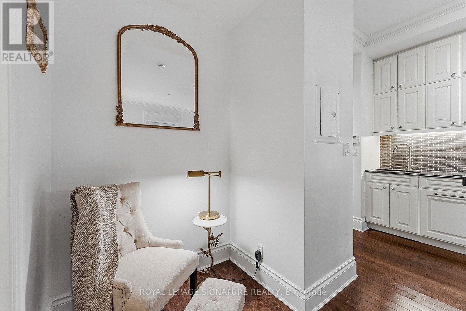 339 - 22 Leader Lane, Toronto, Ontario  M5E 0B2 - Photo 15 - C12992046