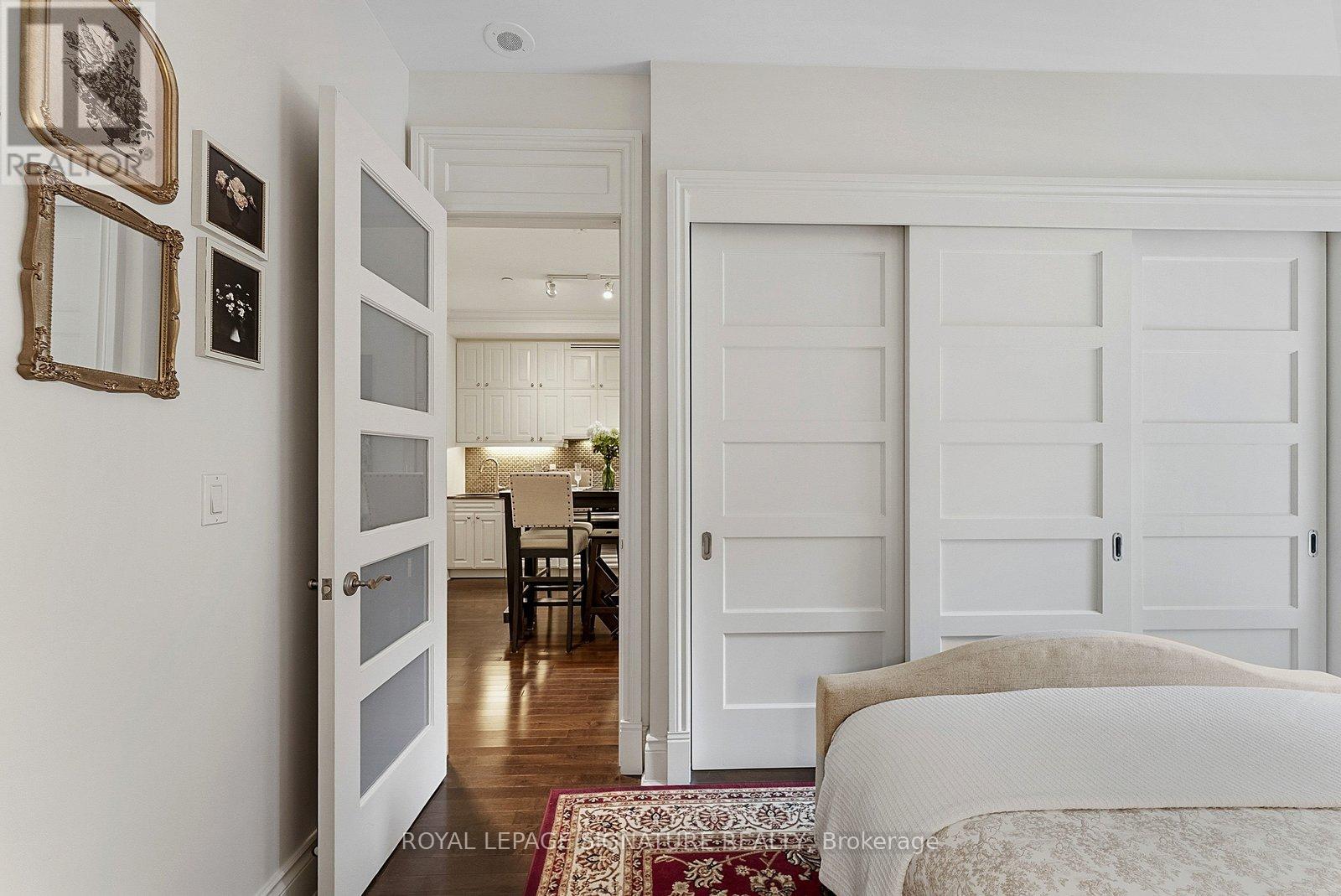 339 - 22 Leader Lane, Toronto, Ontario  M5E 0B2 - Photo 20 - C12992046