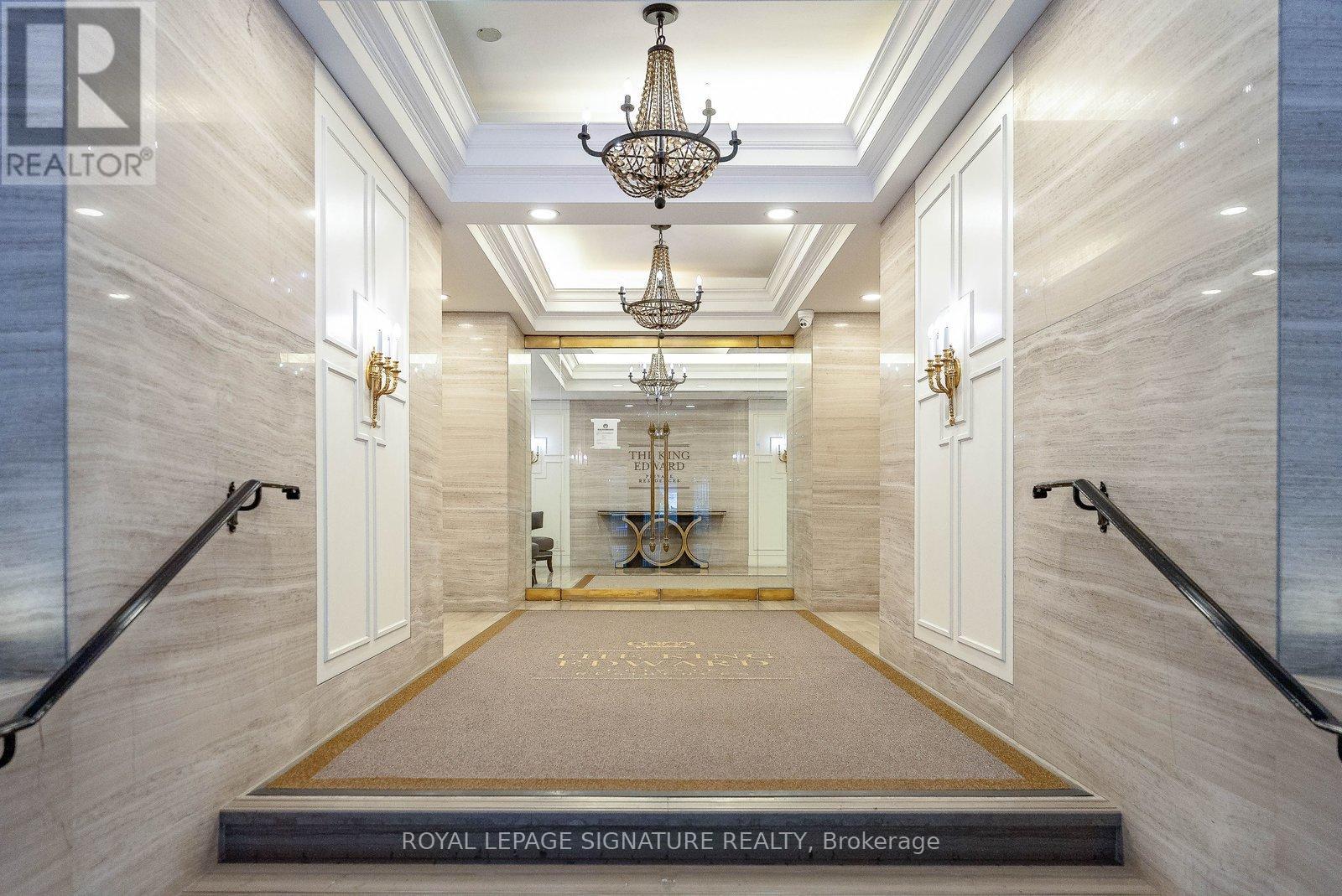 339 - 22 Leader Lane, Toronto, Ontario  M5E 0B2 - Photo 38 - C12992046