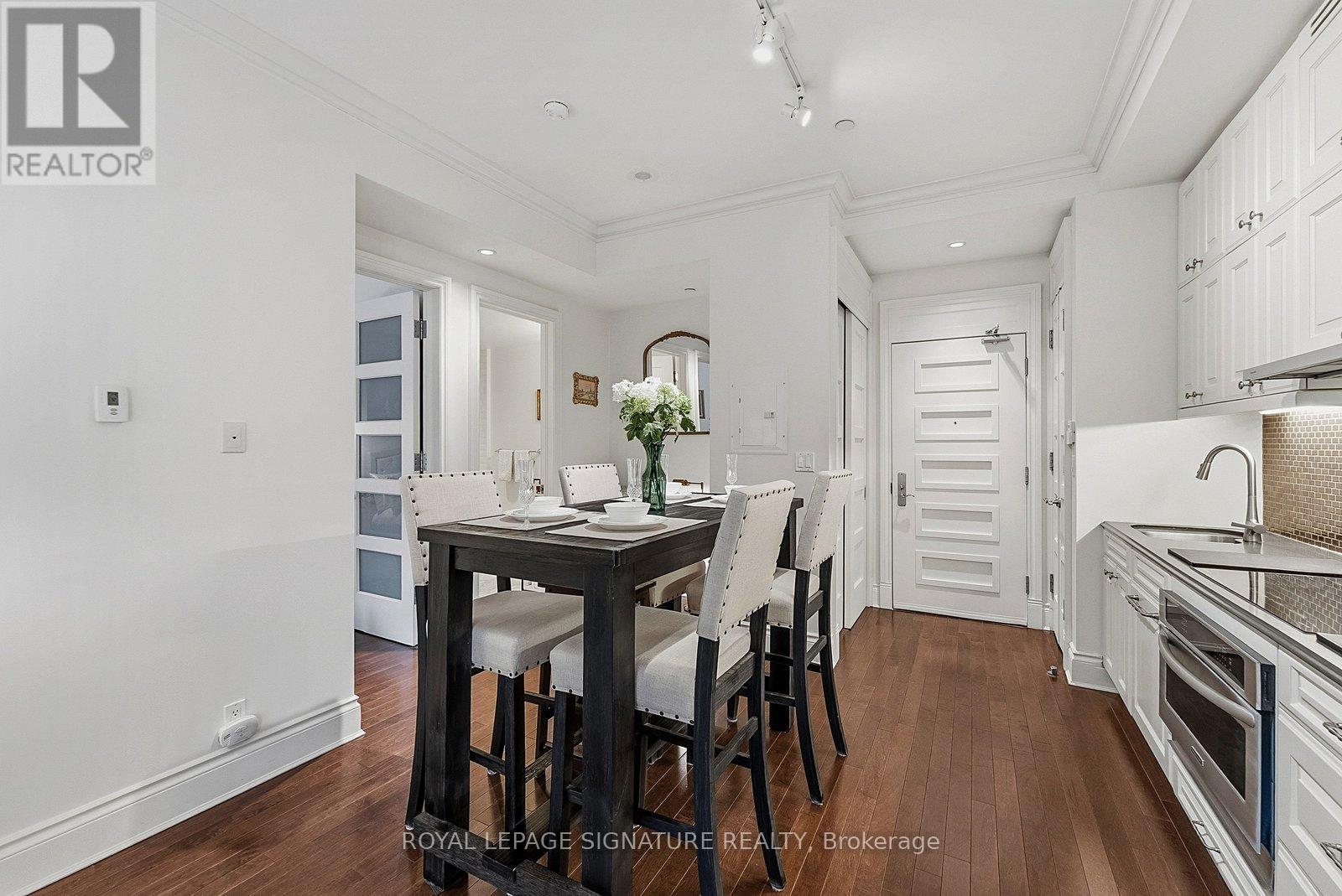 339 - 22 Leader Lane, Toronto, Ontario  M5E 0B2 - Photo 6 - C12992046