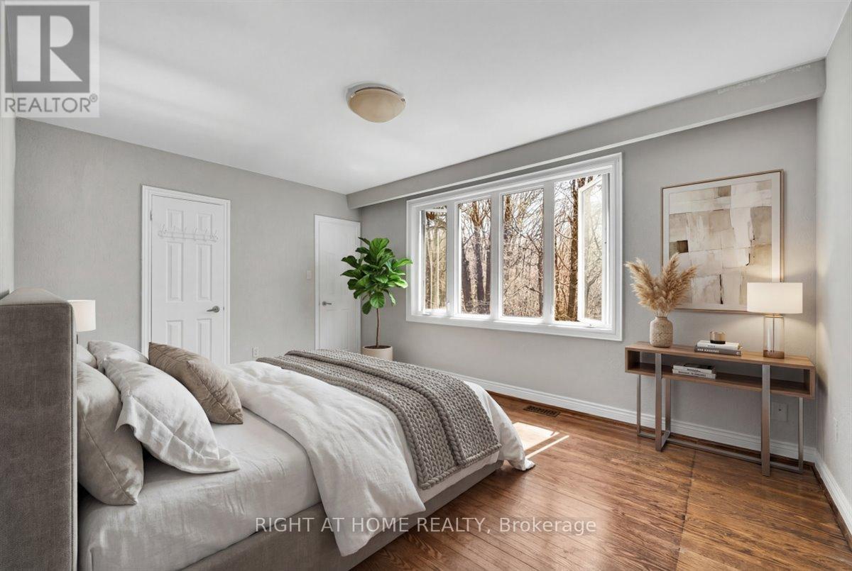 23 Christine Crescent, Toronto, Ontario  M2R 1A4 - Photo 17 - C12992086