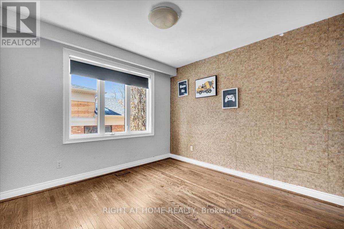 23 Christine Crescent, Toronto, Ontario  M2R 1A4 - Photo 24 - C12992086