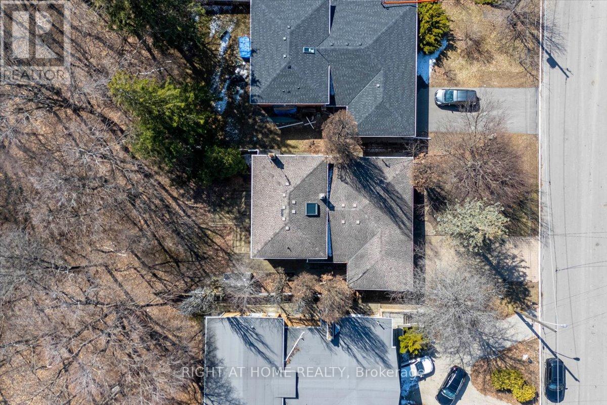 23 Christine Crescent, Toronto, Ontario  M2R 1A4 - Photo 41 - C12992086