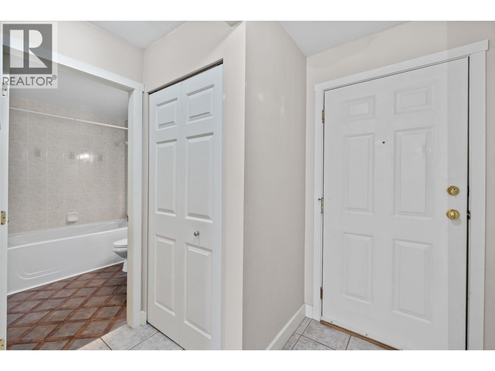 205 2393 Welcher Avenue, Port Coquitlam, British Columbia  V3C 1X6 - Photo 19 - R3110085