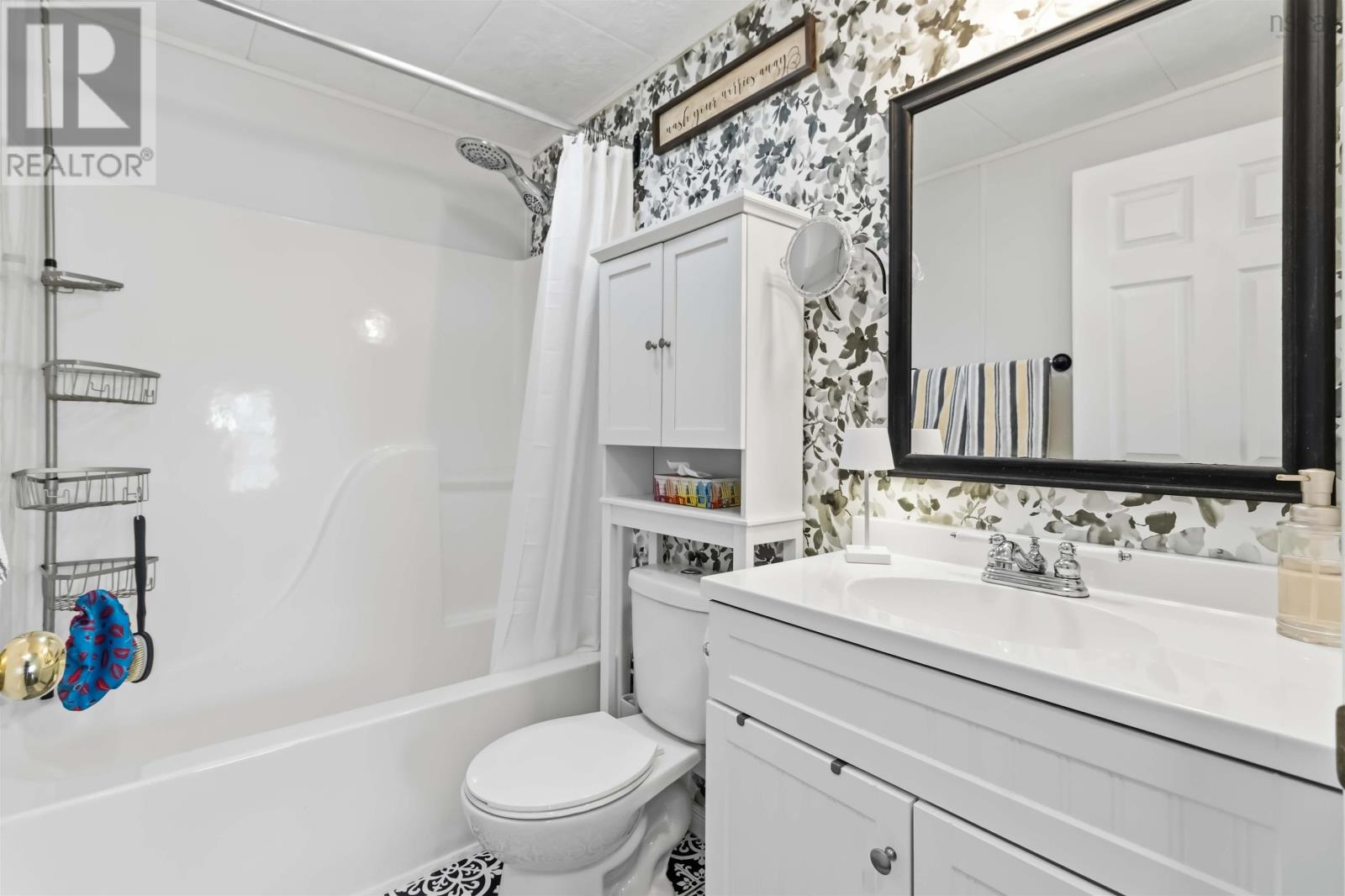 40 Cherry Lane, Bridgewater, Nova Scotia  B4V 3S3 - Photo 17 - 202607227