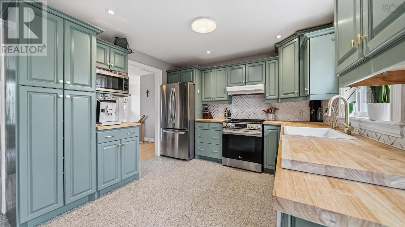 6 Rockwell Drive, Mount Uniacke, Nova Scotia  B0N 1Z0 - Photo 13 - 202607225