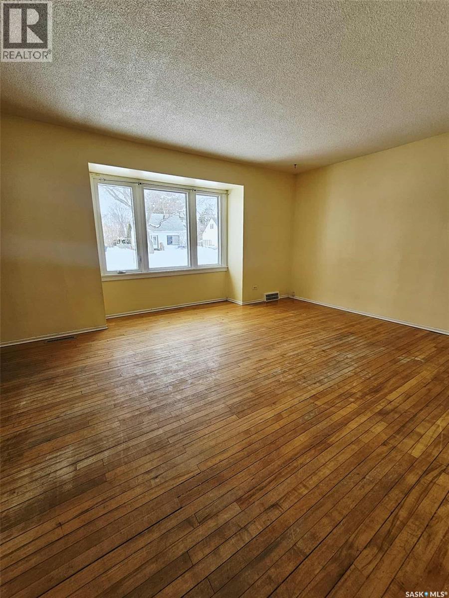 155 Peaker Avenue, Yorkton, Saskatchewan  S3N 1S6 - Photo 4 - SK032746