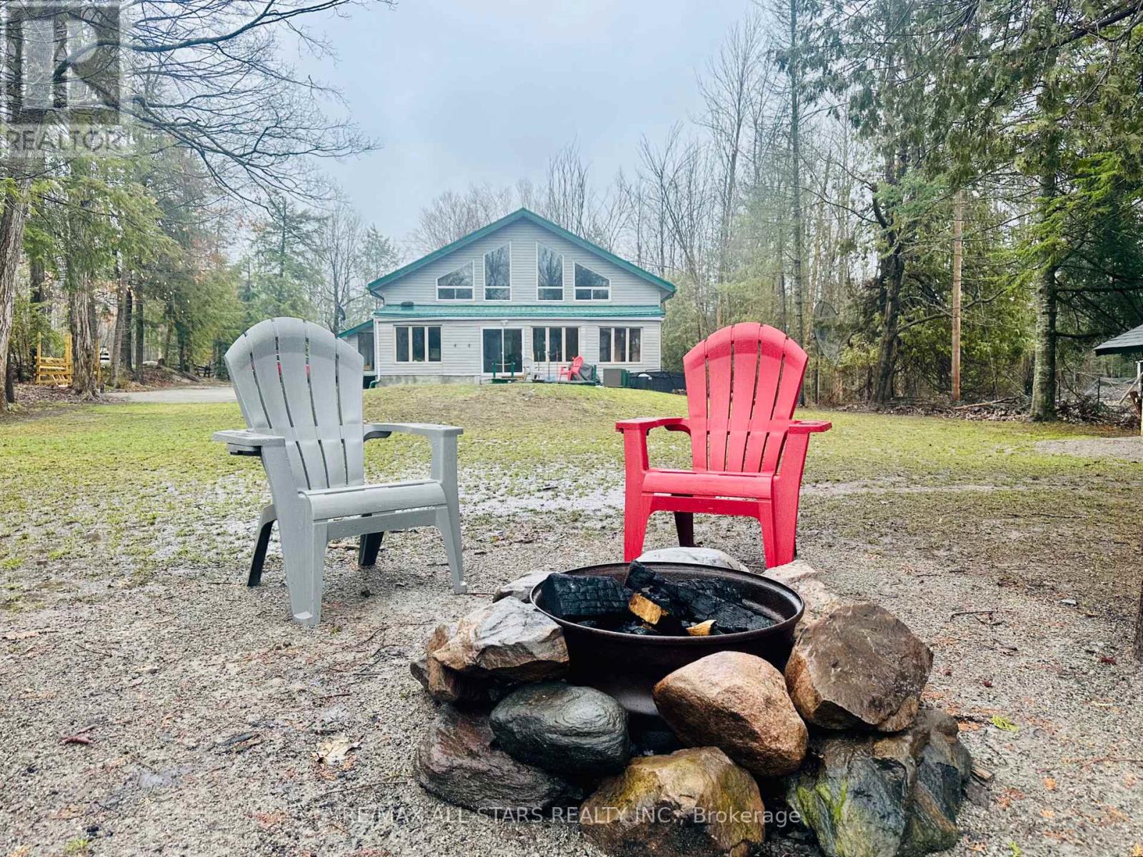 398 Edwina Drive, Trent Lakes, Ontario  K0M 1A0 - Photo 1 - X12862168