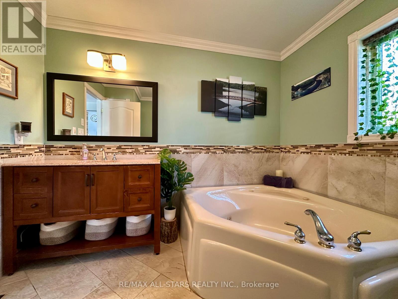 398 Edwina Drive, Trent Lakes, Ontario  K0M 1A0 - Photo 23 - X12862168