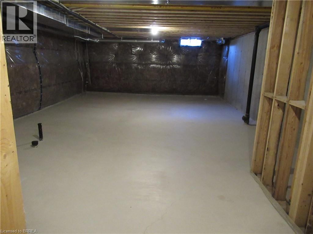 677 Park Road N Unit# 18, Brantford, Ontario  N3R 0C2 - Photo 12 - 40795897