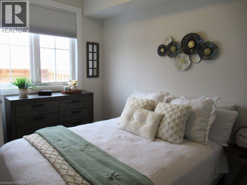 677 Park Road N Unit# 18, Brantford, Ontario  N3R 0C2 - Photo 9 - 40795897