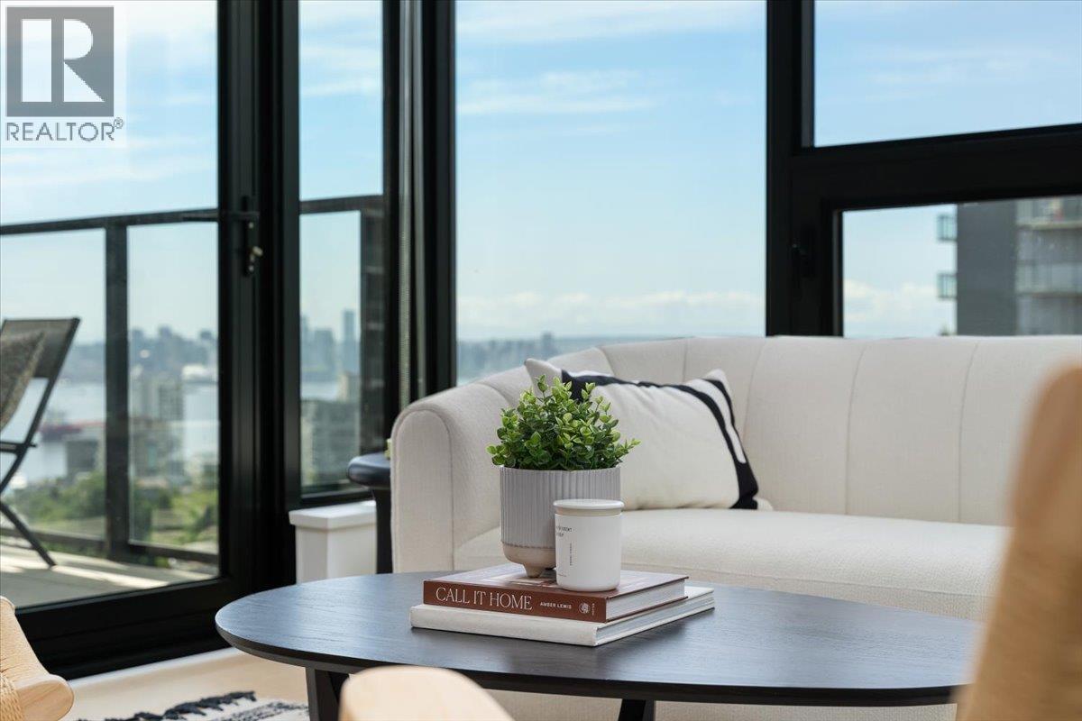 1004 135 E 13th Street, North Vancouver, British Columbia  V7L 0J8 - Photo 2 - R3109034