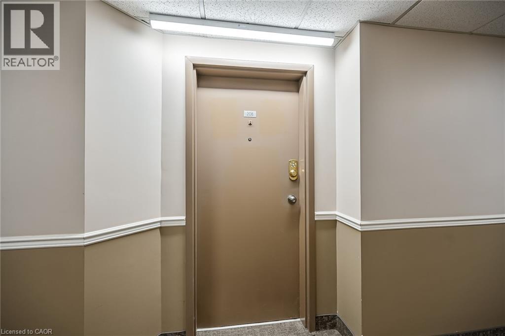 6 Niagara Street Unit# 208, Grimsby, Ontario  L3M 5A4 - Photo 32 - 40811150
