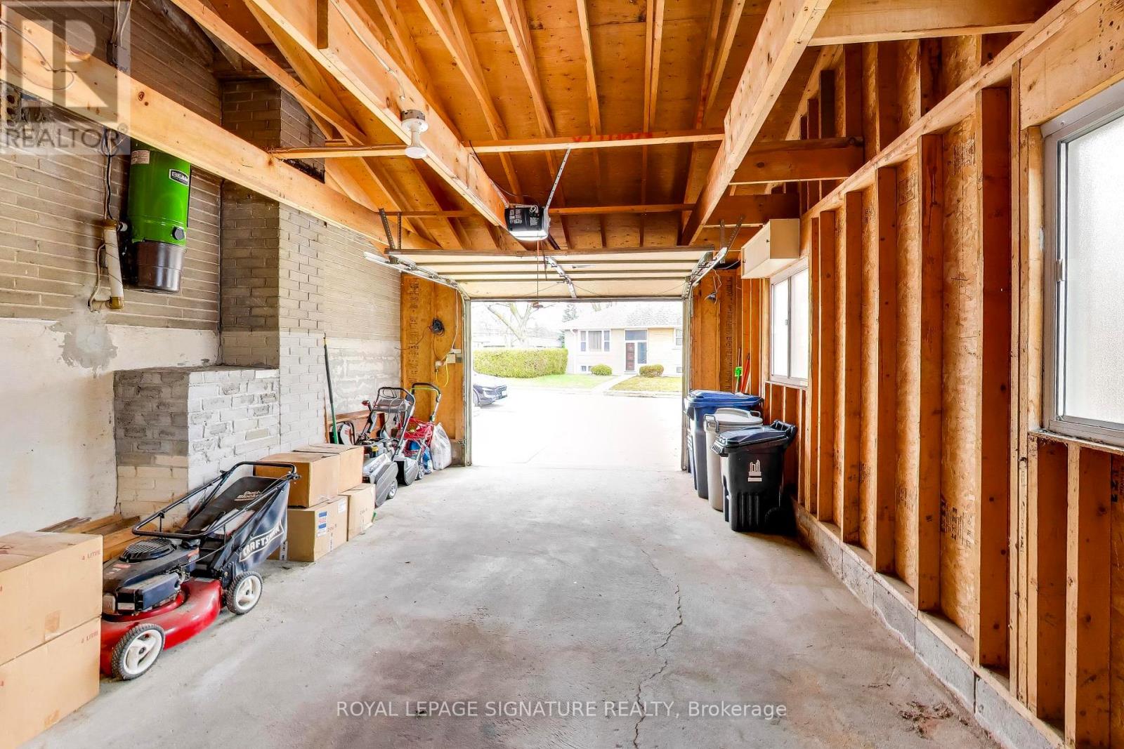 1 Charlemont Crescent, Toronto, Ontario  M1T 1M3 - Photo 35 - E12991798