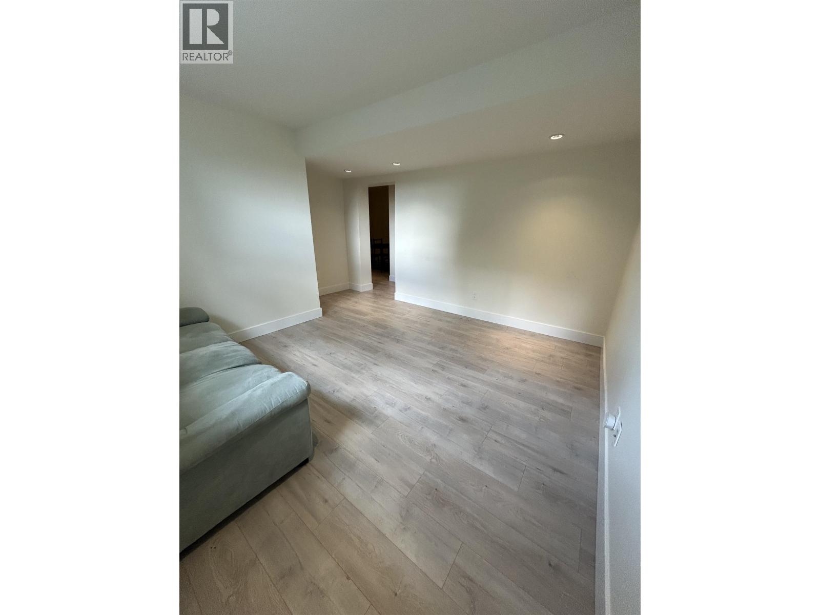 1056 Dansey Avenue, Coquitlam, British Columbia  V3K 3H3 - Photo 33 - R3110399