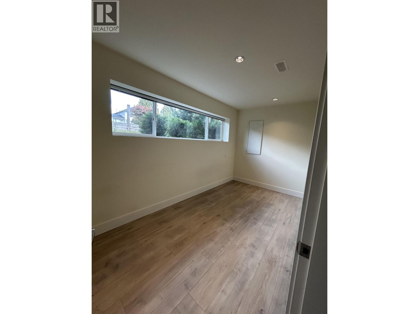 1056 Dansey Avenue, Coquitlam, British Columbia  V3K 3H3 - Photo 31 - R3110399