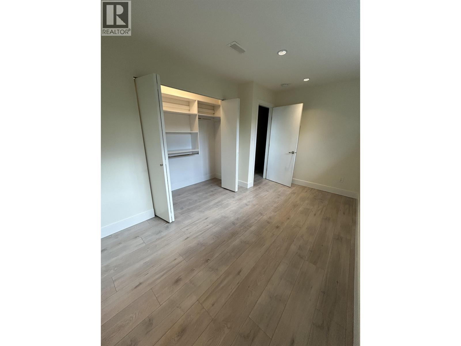 1056 Dansey Avenue, Coquitlam, British Columbia  V3K 3H3 - Photo 32 - R3110399