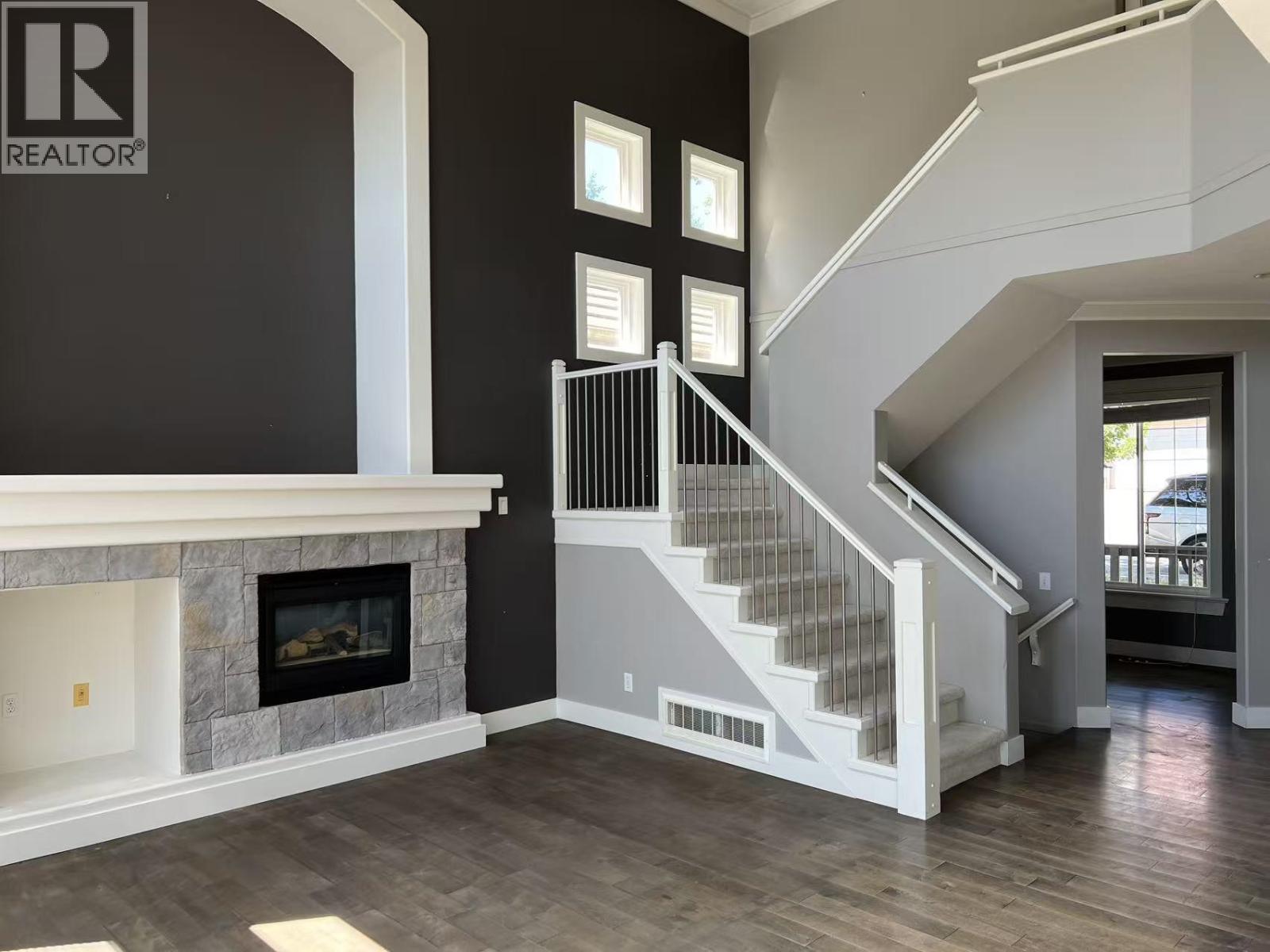 2502 Quartz Place, Coquitlam, British Columbia  V3E 3K9 - Photo 3 - R3108800