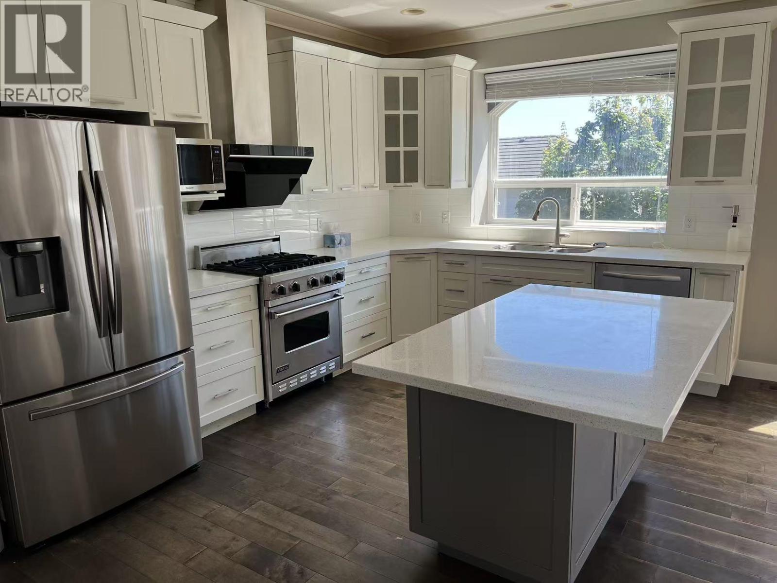 2502 Quartz Place, Coquitlam, British Columbia  V3E 3K9 - Photo 8 - R3108800