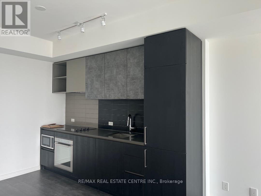 2201 - 7890 Jane Street, Vaughan, Ontario L4K 0K9 - Photo 11 - N12988540