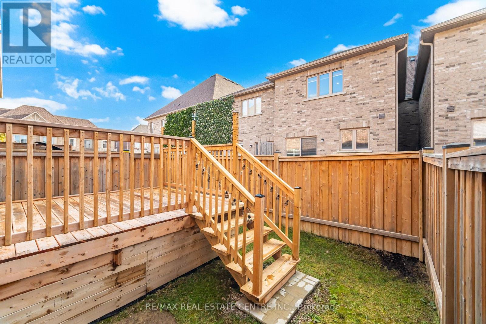 11 Yately Street, Brampton, Ontario  L7A 4R9 - Photo 28 - W12991990