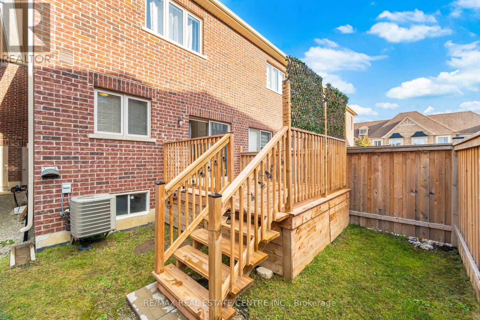 11 Yately Street, Brampton, Ontario  L7A 4R9 - Photo 29 - W12991990