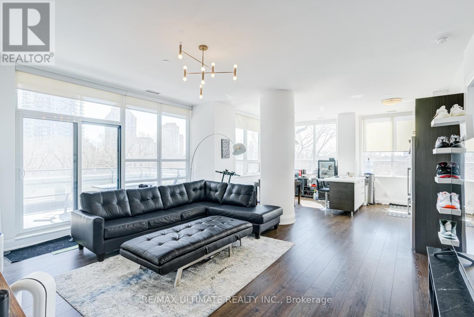 203 - 36 Park Lawn Road, Toronto, Ontario  M8V 0E5 - Photo 4 - W12992012